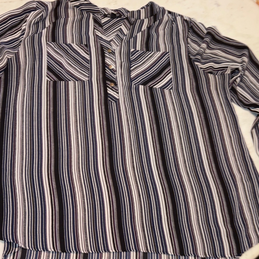 Roz & Ali Navy and White Patterned Blouse long sleeve 2x